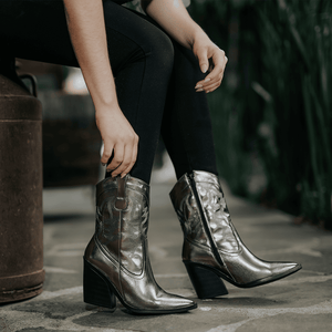 6967 BOTÍN BORDADO METÁLICO