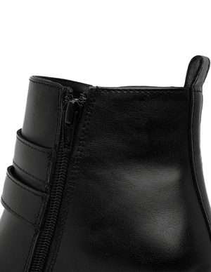 8912 BOTÍN CON HERRAJES DORA