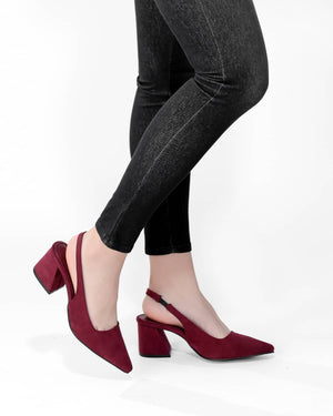 9121 ZAPATILLA VIRGINIA TACÓN ANCHO