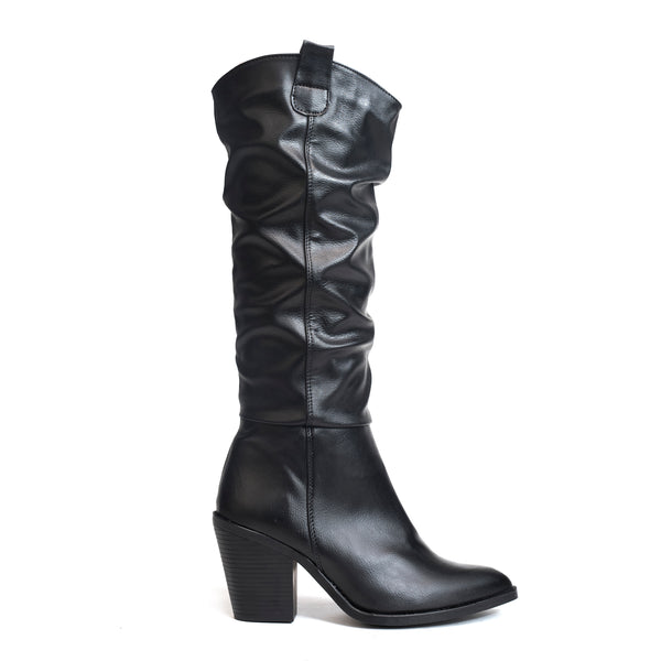 3986 BOTA MAITE