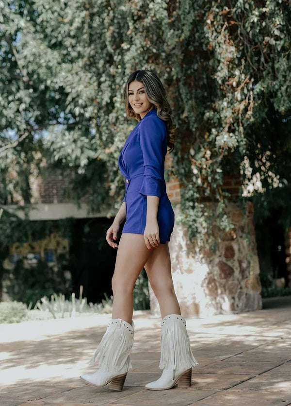 Botas con flecos: la tendencia que conquistará esta temporada