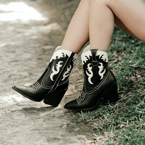 6976 BOTÍN BORDADO NEVADA