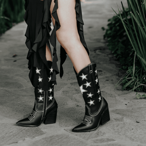 6977 BOTA ALTA BORDADA ESTELA