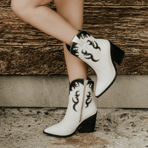 6976 BOTÍN BORDADO NEVADA