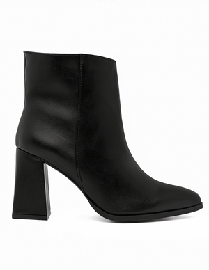 8712 BOTÍN ALEJANDRA