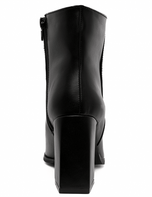 8712 BOTÍN ALEJANDRA