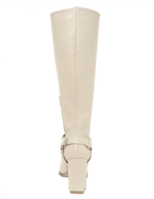 8701 BOTA CON ARNÉS REMOVIBLE NINA