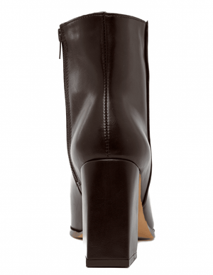 8712 BOTÍN ALEJANDRA