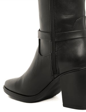 8918 BOTA ALTA CON HERRAJE ROCÍO