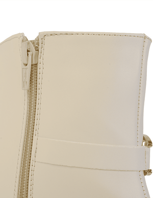 7056 BOTÍN CON HERRAJE MIREYA