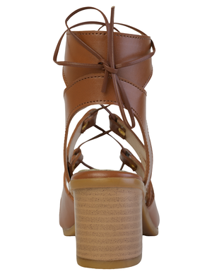 2176 SANDALIA CON AGUJETA IRNE