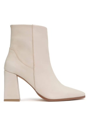 9534 BOTÍN LISO ORIANA