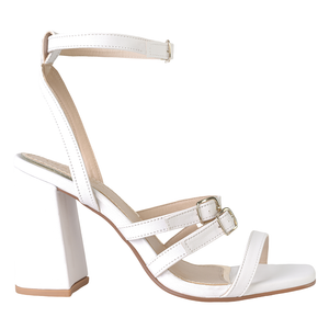 7216 SANDALIA CON HEBILLAS JULIETA