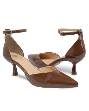 9411 ZAPATILLA CON TALÓN VERÓNICA