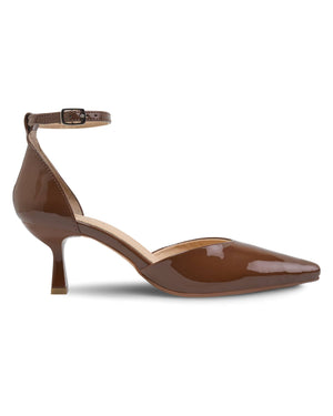 9411 ZAPATILLA CON TALÓN VERÓNICA
