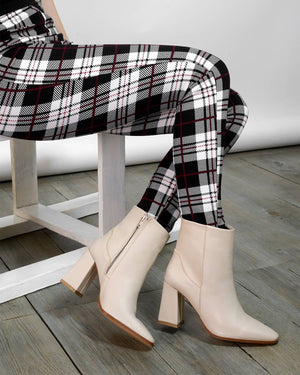 9534 BOTÍN LISO ORIANA