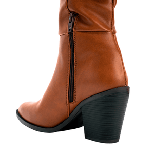 3986 BOTA MAITE