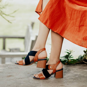 5026 SANDALIA CON ELÁSTICO CECILIA