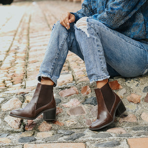 3667 BOTÍN CON ELÁSTICO CRISTINA