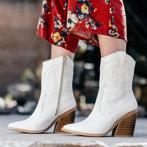 6967 BOTÍN BORDADO SHEILA