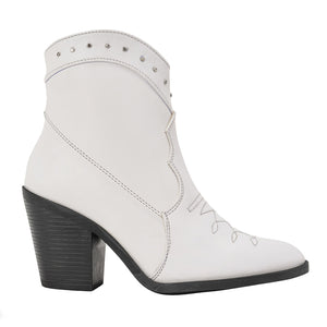 3995 BOTÍN BORDADO ALICIA